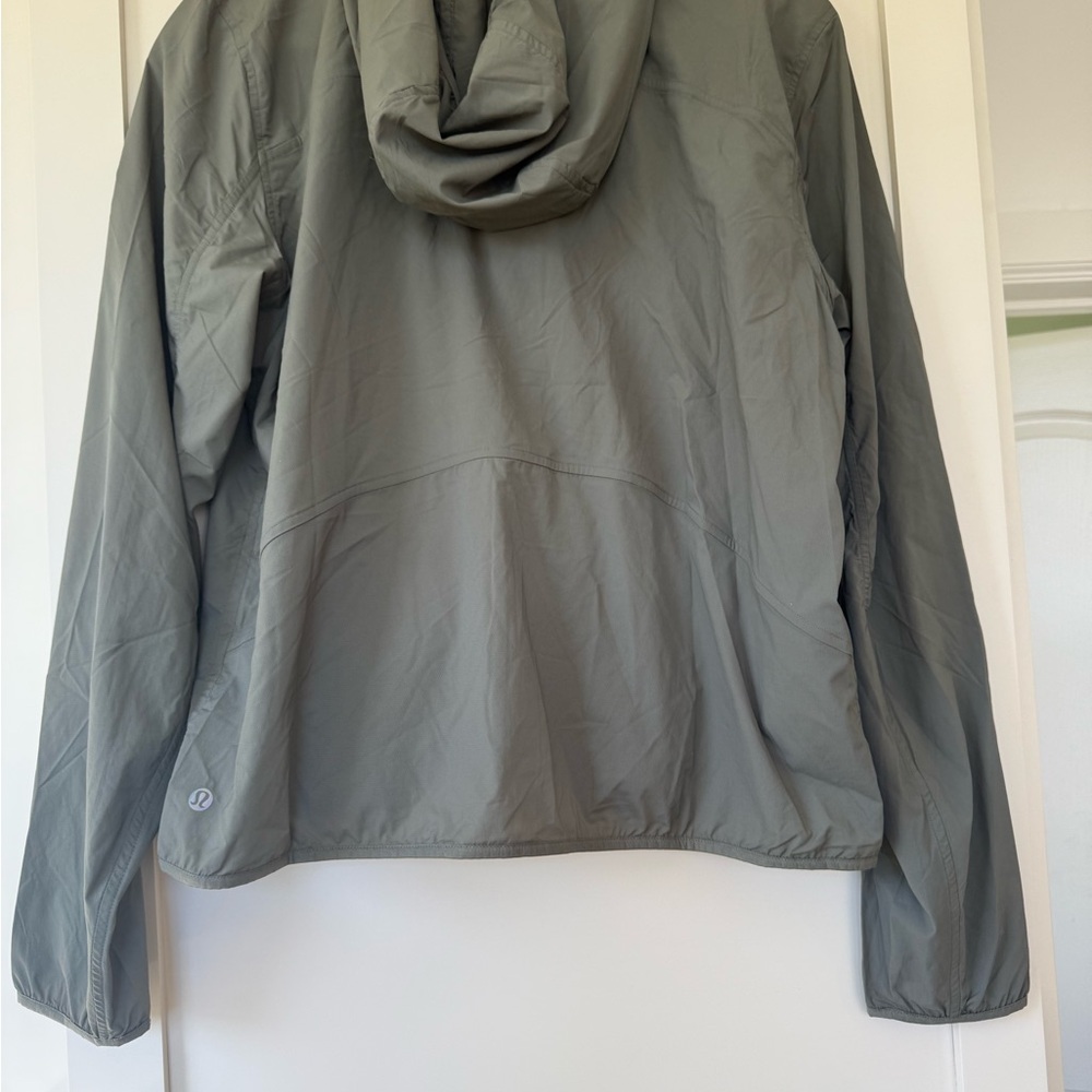 Lululemon Khaki Hooded Utility Jacket - Picture 4 of 5